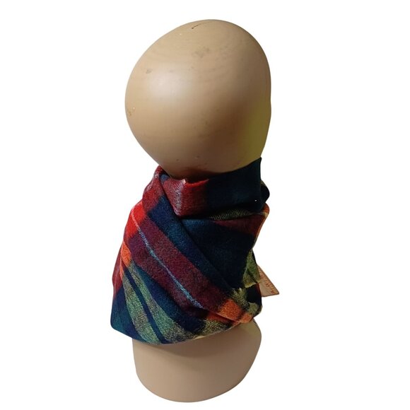 House Of Scotland 100% Lambswool Multicolor Tartan Scarf With Fringe Ends - Picture 2 of 5